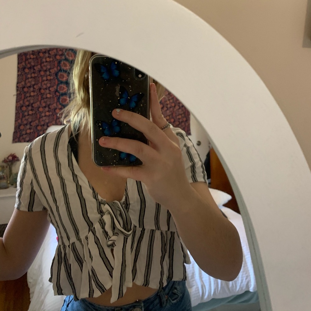 pacsun blouse/ white and black